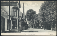 17722 Gezicht in de Dorpsstraat te Doorn.